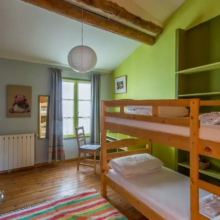 Cute And Cozy Town-house Of 130m2 In Holiday home *